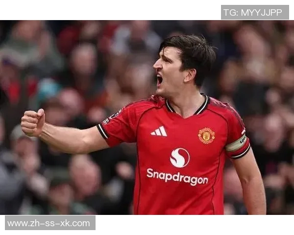 桑托斯左后卫索萨缺席训练正与热刺洽谈转会事宜